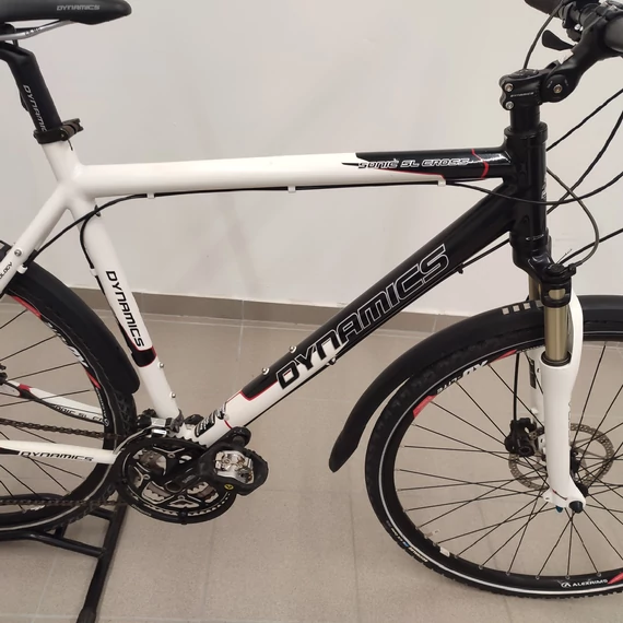 Dynamics Sonic SL Cross